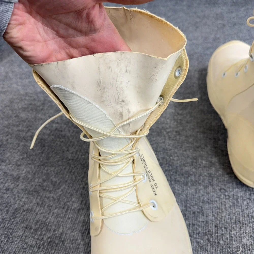 Vintage US Military Extreme Cold Mickey Mouse Bunny Boots Combat 12R White 1-85